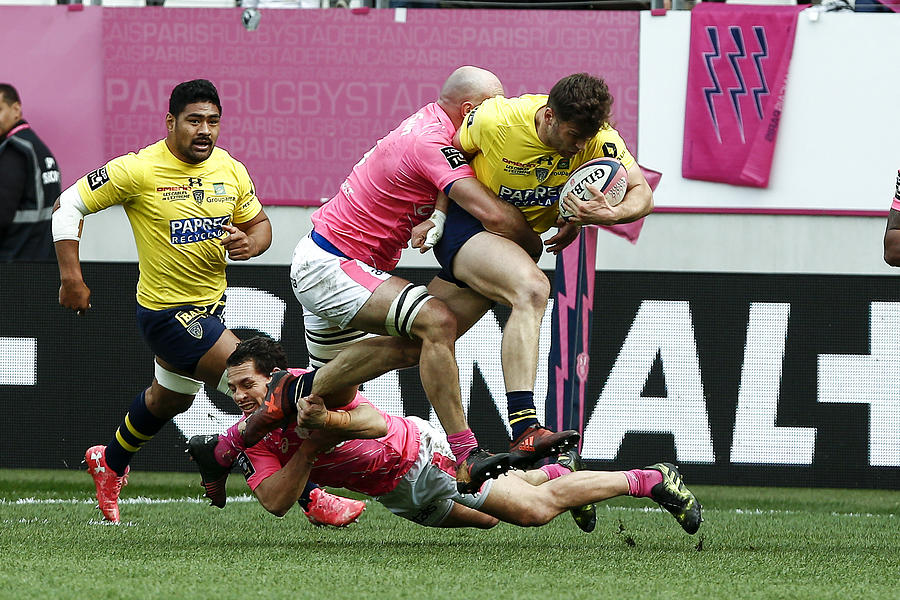 Stade Francais Paris v ASM Clermont Auvergne - French Top 14 #4 Photograph by Catherine Steenkeste Stade Francais Paris v ASM Clermont Auvergne - French Top 14 #4 Photograph by Catherine Steenkeste