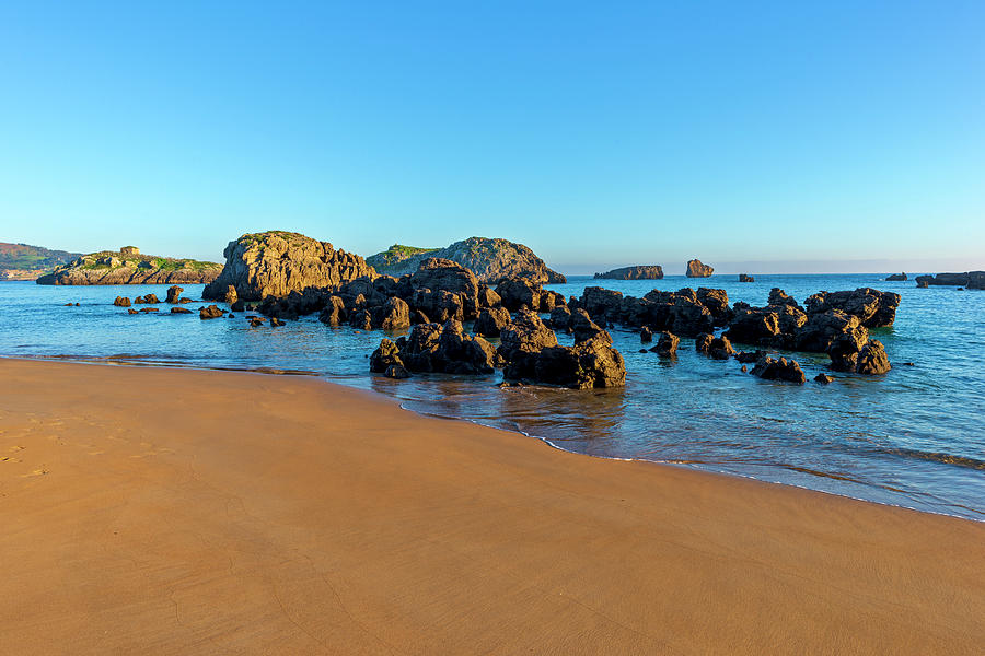 The beach of the ris in Noja, Cantabria by Vicen Photography The beach of the ris in Noja, Cantabria by Vicen Photography