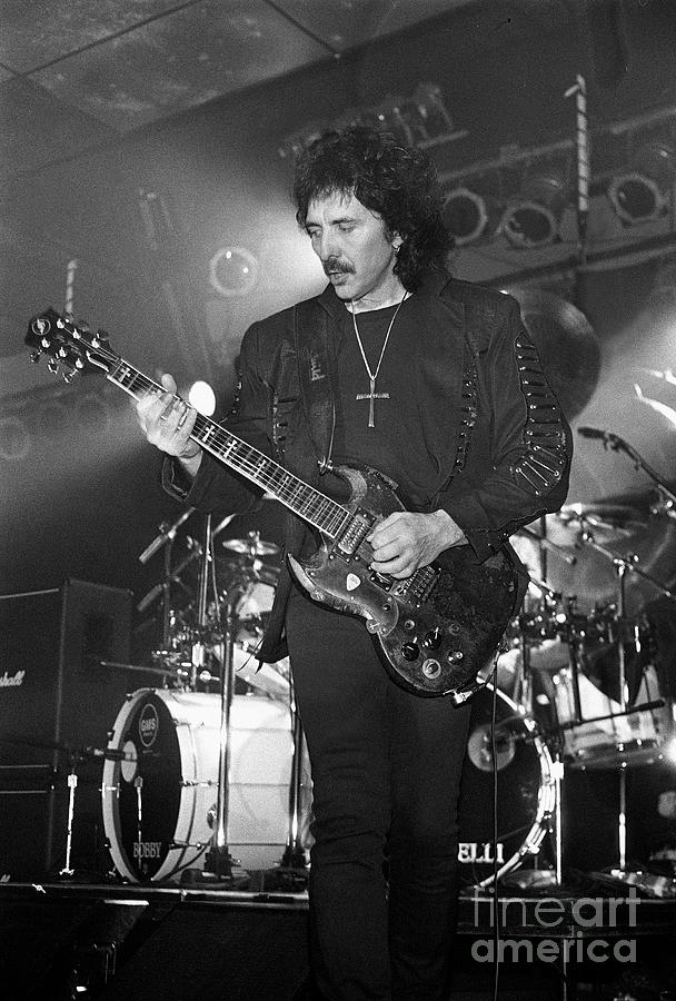 Tony Iommi Photograph - Tony Iommi - Black Sabbath #4 by Concert Photos