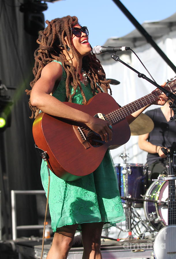 Valerie June Photograph by Concert Photos - Fine Art America