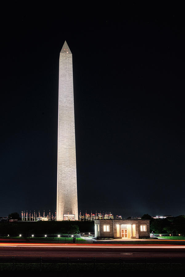 Washington Monument #4 Photograph by Robert Fawcett