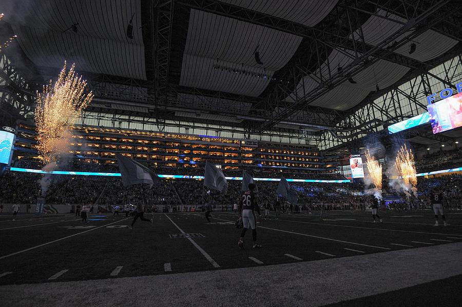 NFL: DEC 16 Bears at Lions #40 Photograph by Icon Sportswire
