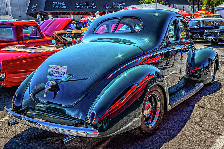 1939 Ford Deluxe Coupe Photograph by Gestalt Imagery | Fine Art America