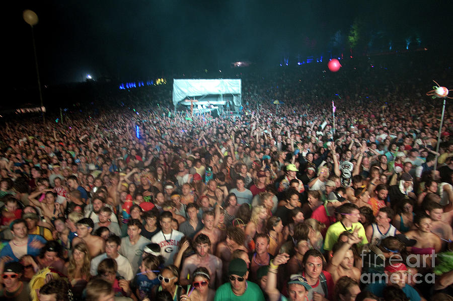 All Good Music Festival Crowd Photos 2010 #5 Photograph by David Oppenheimer