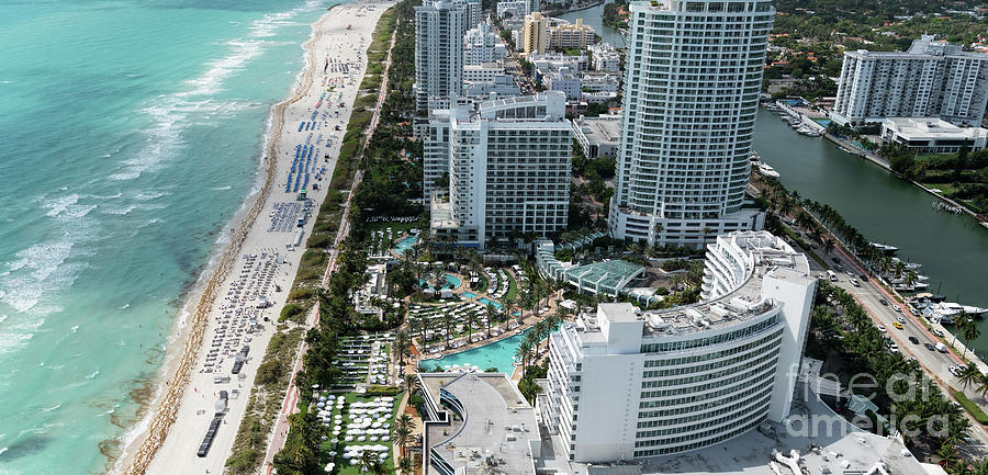 Fontainebleau Miami Beach Aerial View #5 Photograph by David Oppenheimer