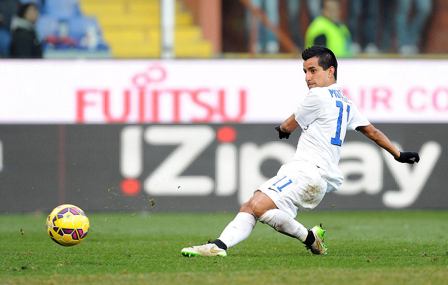 Genoa CFC v Atalanta BC - Serie A #5 Photograph by Getty Images