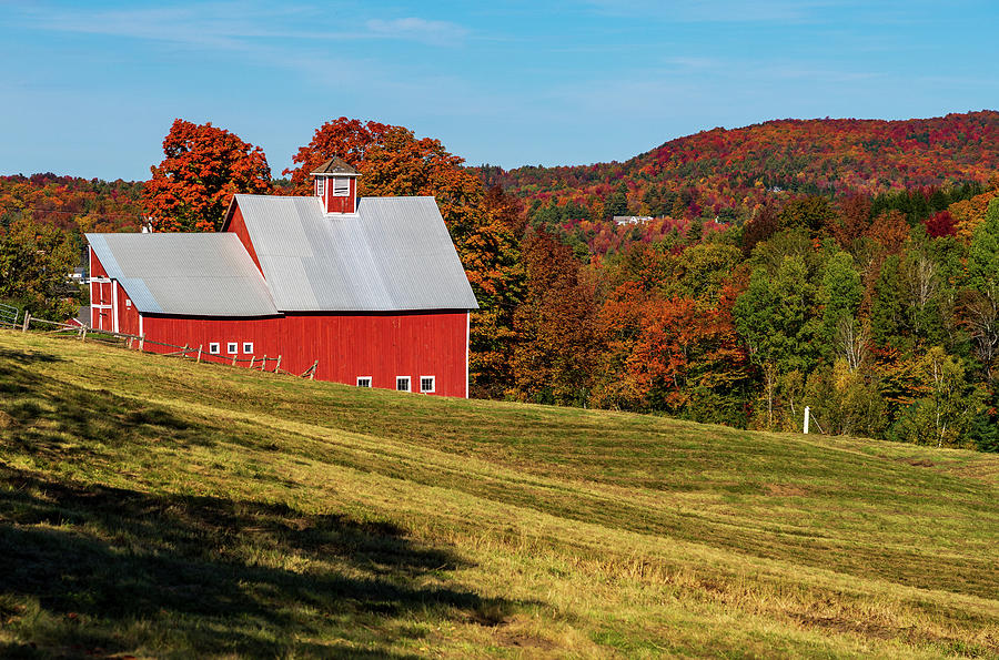 Grandview Farm Barn With Fall Colors In Vermont Photograph By Steven 