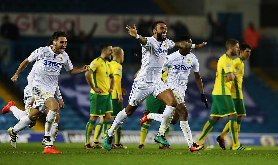 Leeds United v Norwich City - EFL Cup Fourth Round #5 Photograph by Matthew Lewis
