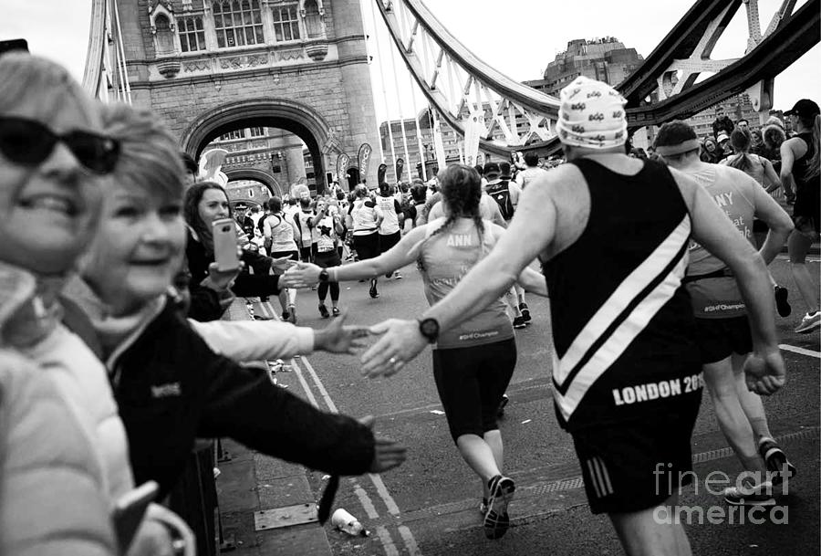 London Marathon. #5 Photograph by Cyril Jayant