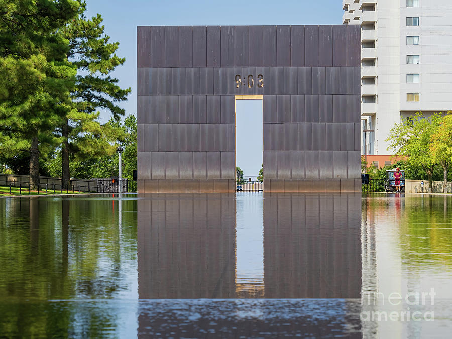 Memorial Arch Of The Oklahoma City National Memorial And Museum 