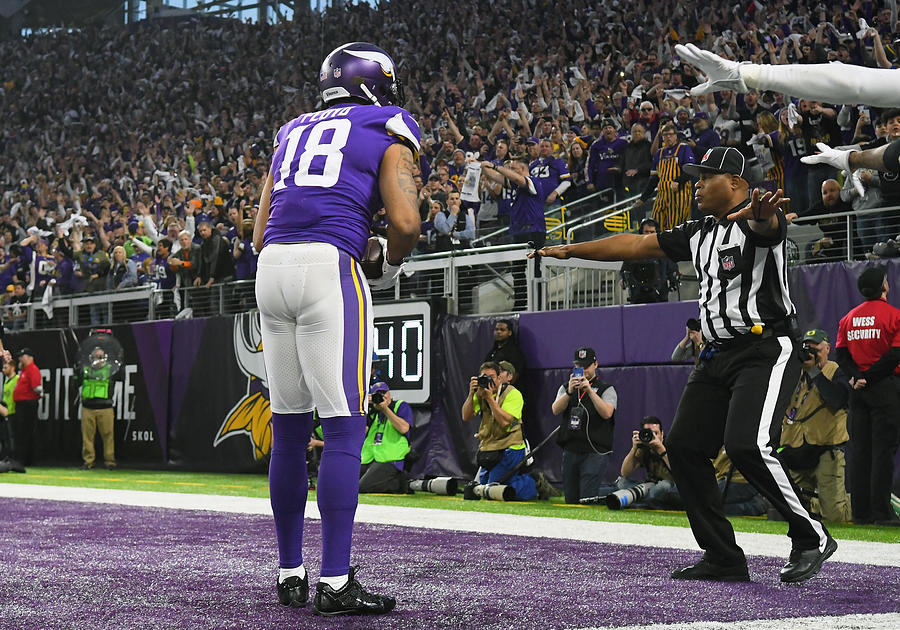 NFL: JAN 14 NFC Divisional Playoff  Saints at Vikings Photograph by Icon Sportswire