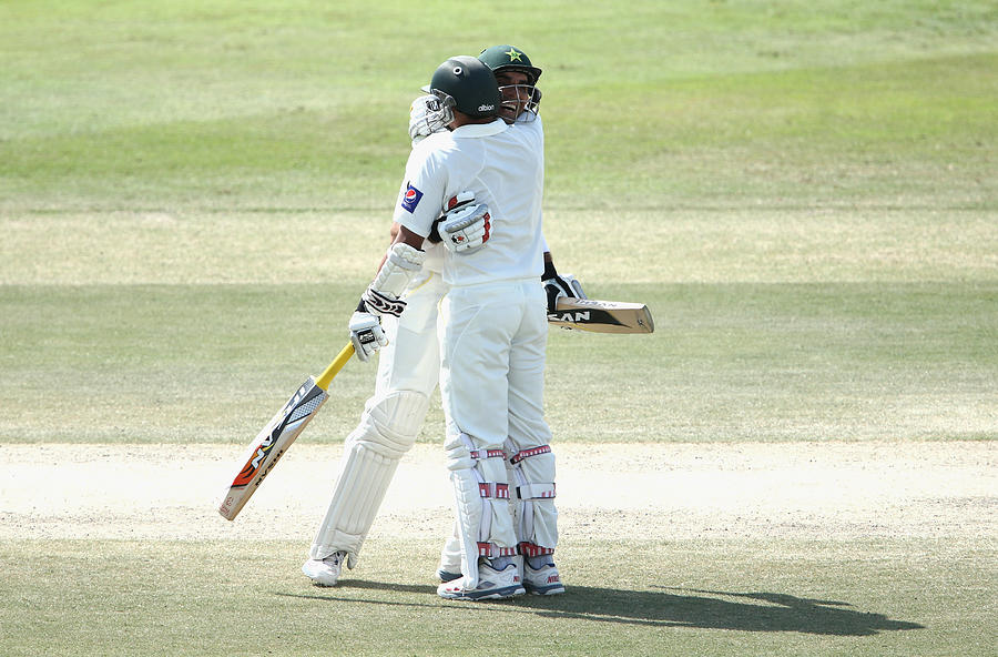 Pakistan v Australia - 2nd Test Day Four #5 Photograph by Warren Little