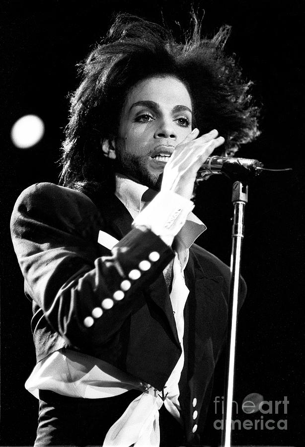 Singer Photograph - Prince #5 by Concert Photos