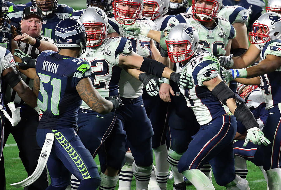 Super Bowl XLIX - New England Patriots v Seattle Seahawks #5 Photograph by Andy Lyons