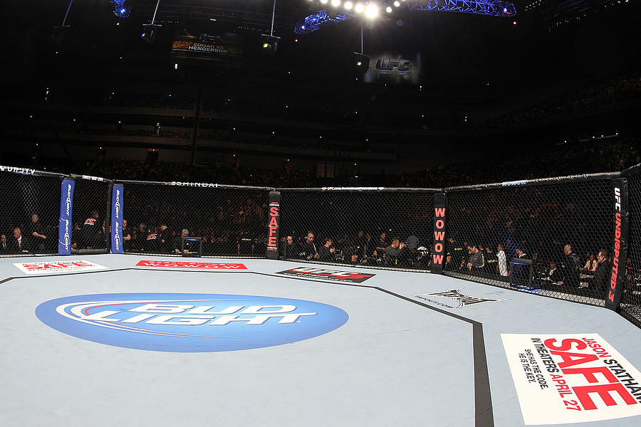 UFC 144: Mizugaki v Cariaso #5 Photograph by Josh Hedges