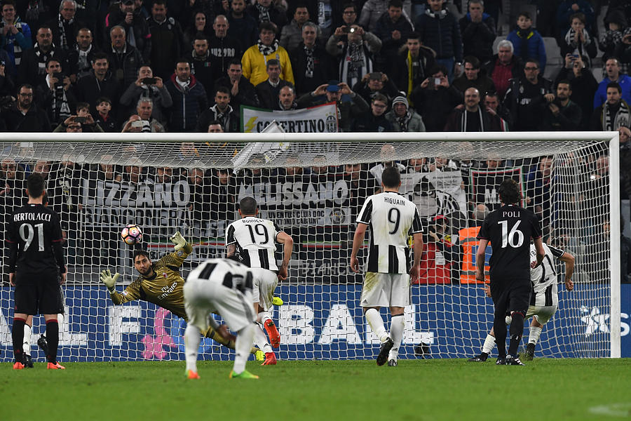 Juventus FC v AC Milan - Serie A #52 Photograph by Valerio Pennicino