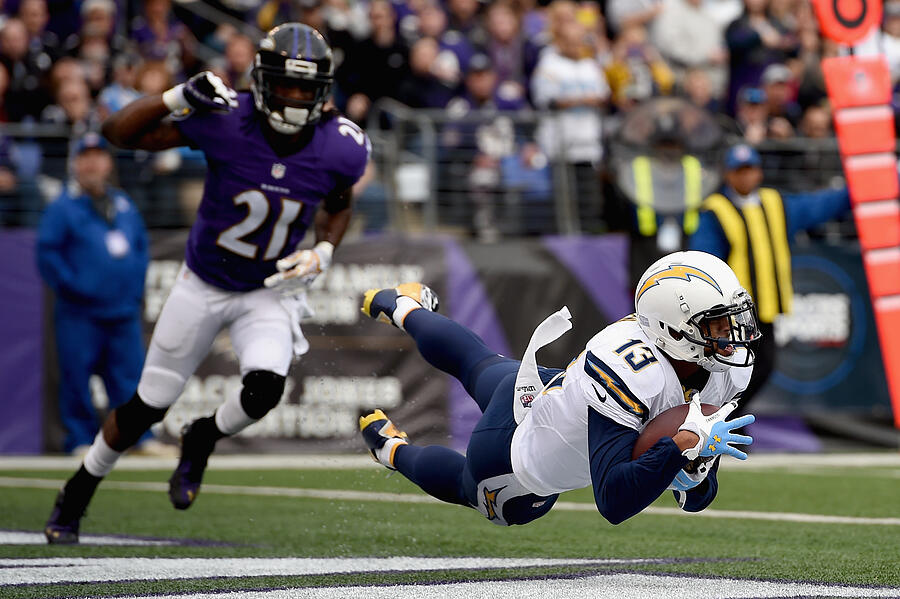 San Diego Chargers v Baltimore Ravens #52 Photograph by Patrick Smith