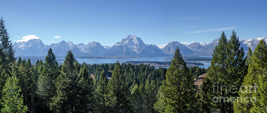 Jackson Lake, Grand Teton National Park in the U.S. state of Wyoming ...