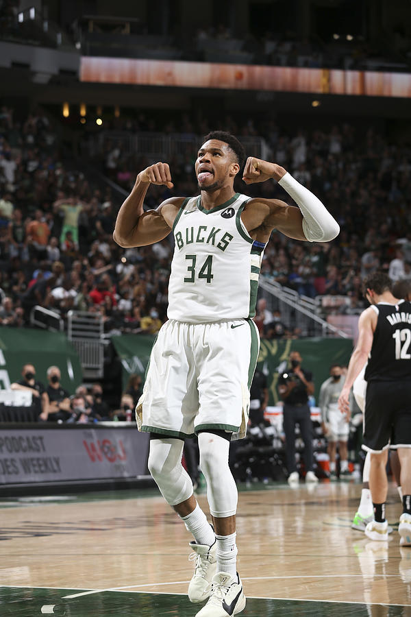 Giannis Antetokounmpo by Gary Dineen
