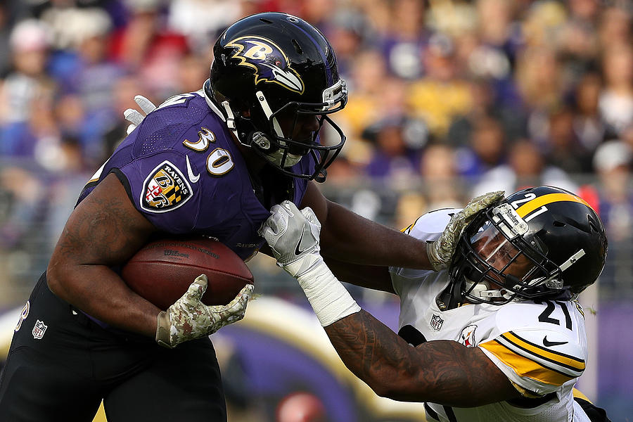 Pittsburgh Steelers v Baltimore Ravens #56 Photograph by Patrick Smith