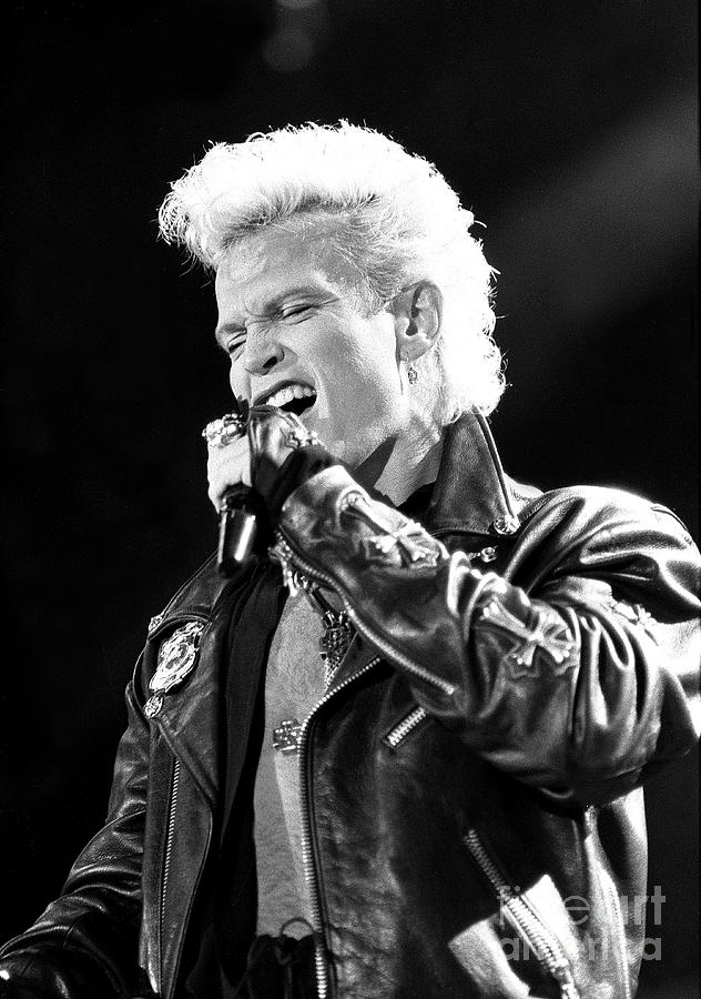billy idol young