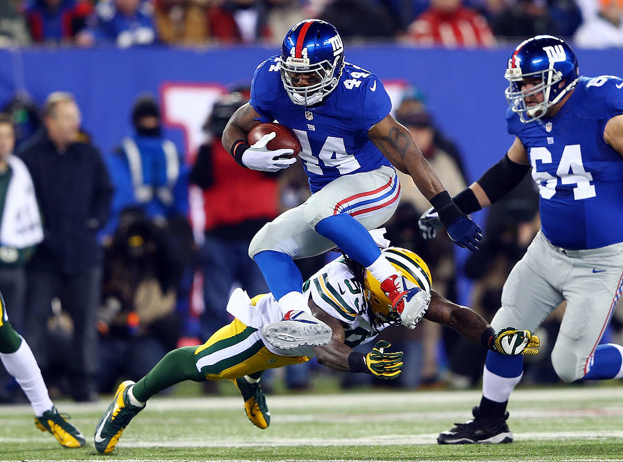 Green Bay Packers v New York Giants #6 Photograph by Al Bello