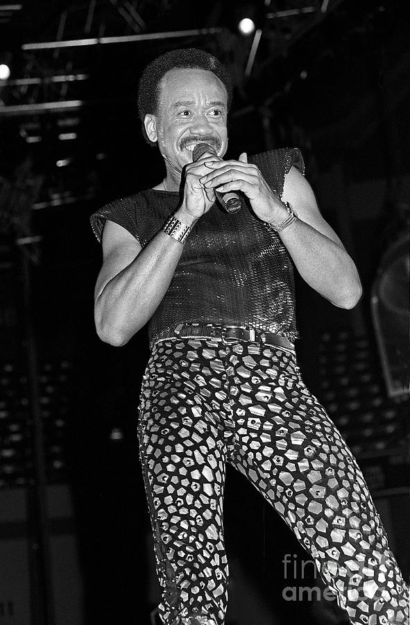 Musician Photograph - Maurice White - Earth, Wind and Fire #6 by Concert Photos