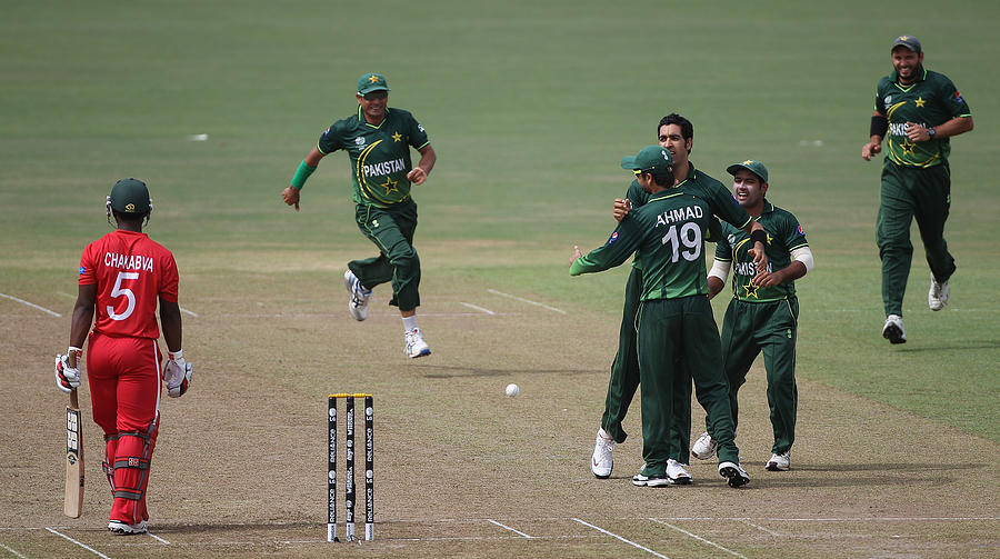 Pakistan v Zimbabwe: Group A - 2011 ICC World Cup #6 Photograph by Michael Steele