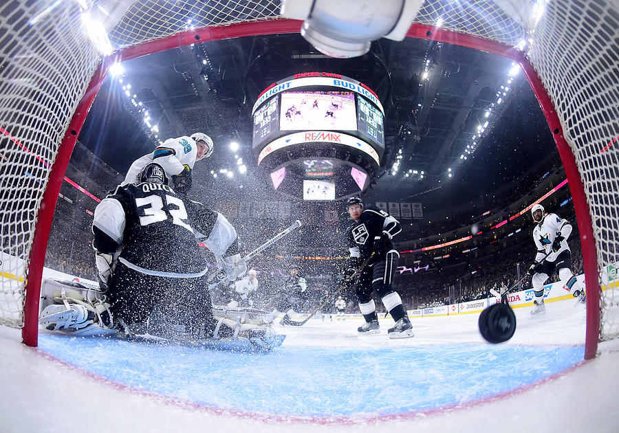 San Jose Sharks v Los Angeles Kings - Game Five #6 Photograph by Harry How