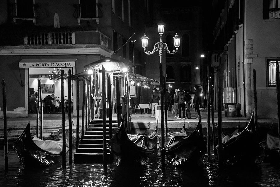 Venezia #6 Photograph by Robert Grac