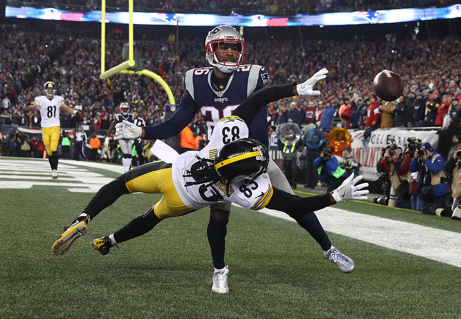 AFC Championship - Pittsburgh Steelers v New England Patriots #7 Photograph by Elsa