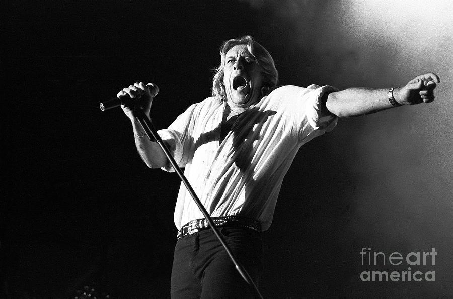 Bad Company Photograph - Brian Howe - Bad Company #7 by Concert Photos