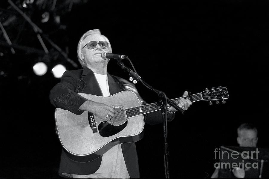 George Jones Photograph by Concert Photos - Pixels