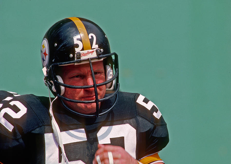Steelers Mike Webster #7 Photograph by George Gojkovich