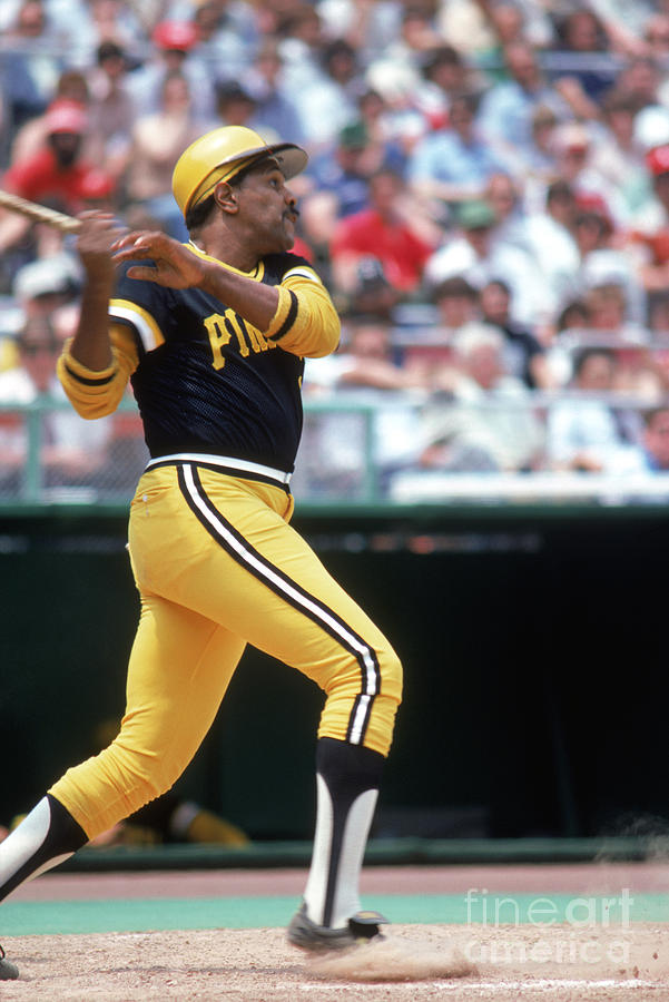 Willie Stargell Photograph by Rich Pilling Willie Stargell Photograph by Rich Pilling