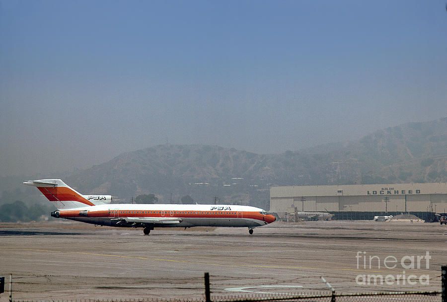 727 at Burbank Airport Photograph by Wernher Krutein
