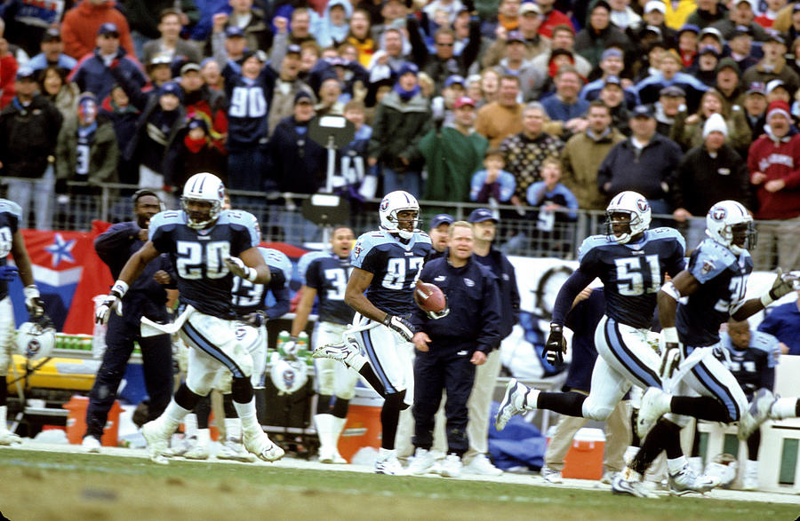 1999 AFC Wild Card Playoff Game - Buffalo Bills vs Tennessee Titans - January 8, 2000 #8 Photograph by Allen Kee