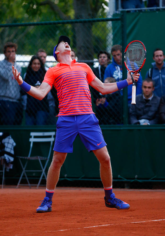 2015 French Open - Day Two #8 Photograph by Julian Finney