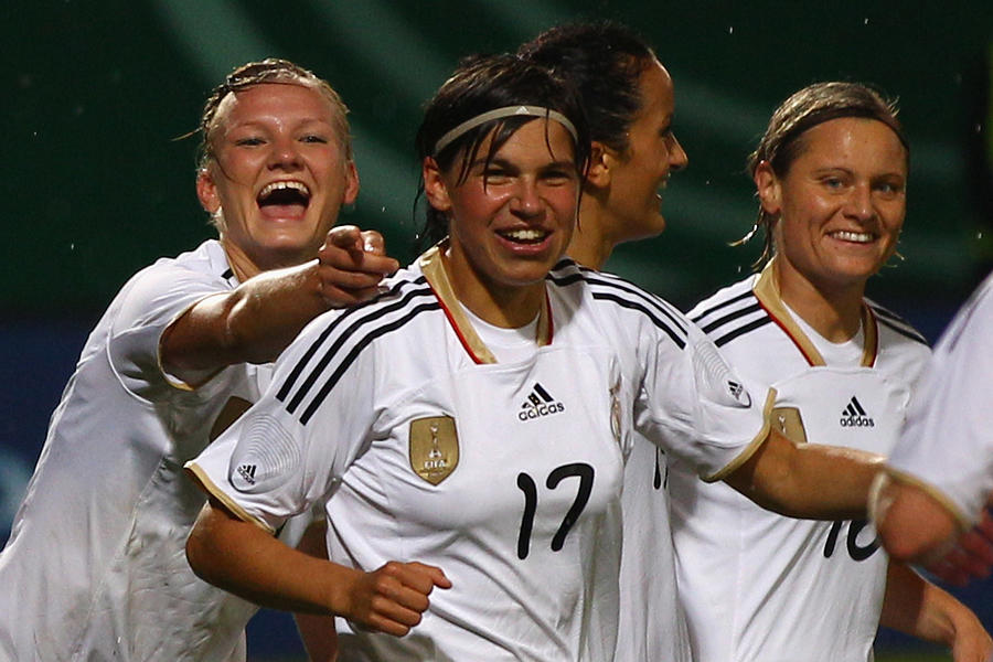 Germany v Norway - Womens International Friendly #8 Photograph by Alexander Hassenstein