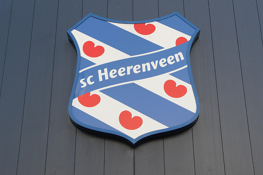 SC Heerenveen v PSV Eindhoven - Dutch Cup Semi Final #8 Photograph by Dean Mouhtaropoulos