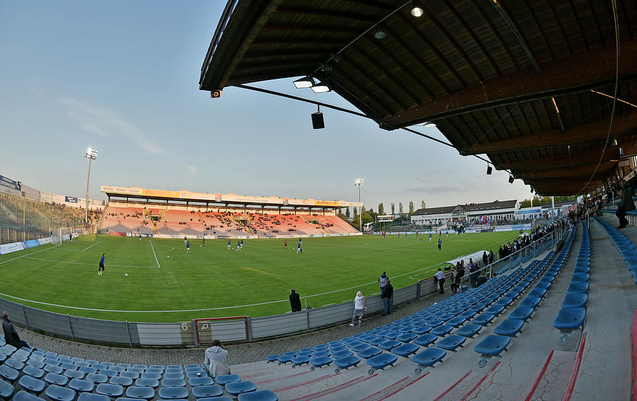 SpVgg Unterhaching v Arminia Bielefeld - 3. Liga #8 Photograph by Thomas F. Starke