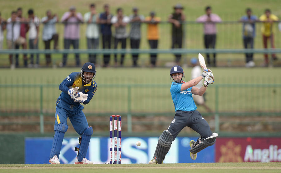 Sri Lanka v England - 5th ODI #8 Photograph by Gareth Copley