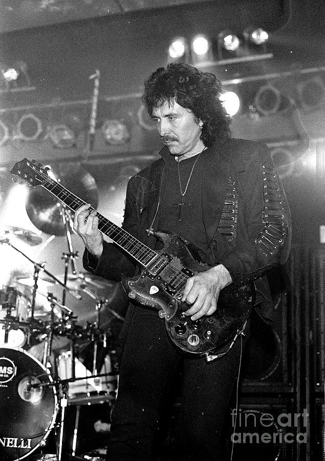 Tony Iommi Photograph - Tony Iommi - Black Sabbath #8 by Concert Photos
