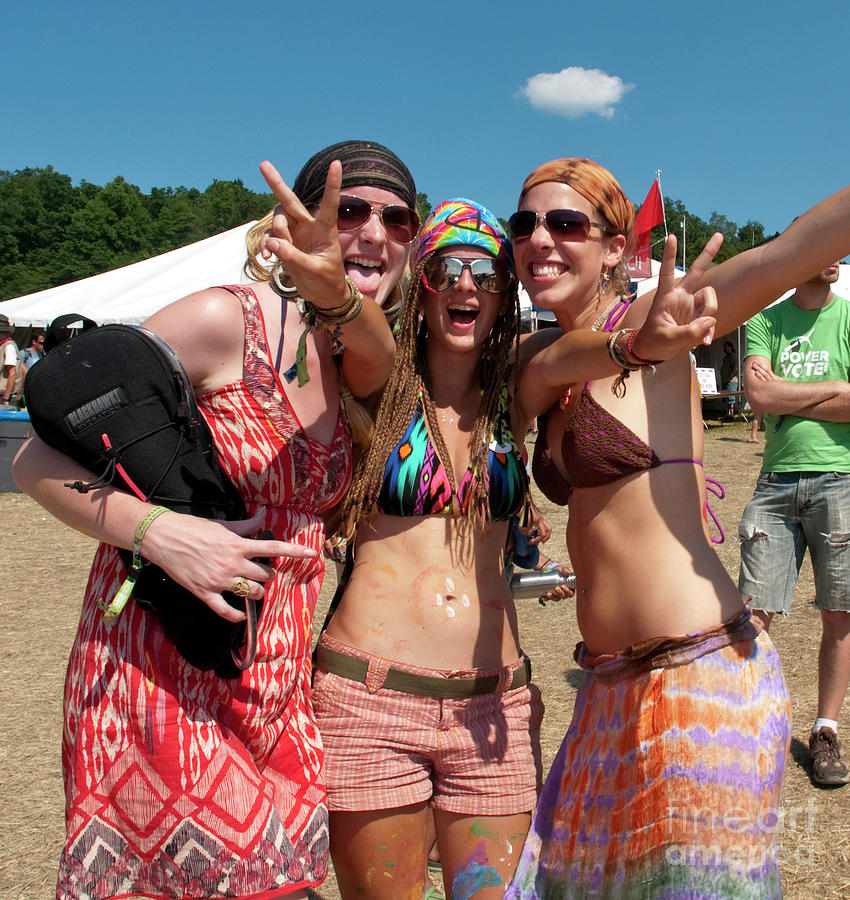 All Good Music Festival Crowd Photos 2010 #9 Photograph by David Oppenheimer