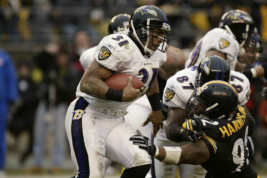 Baltimore Ravens v Pittsburgh Steelers #9 Photograph by George Gojkovich