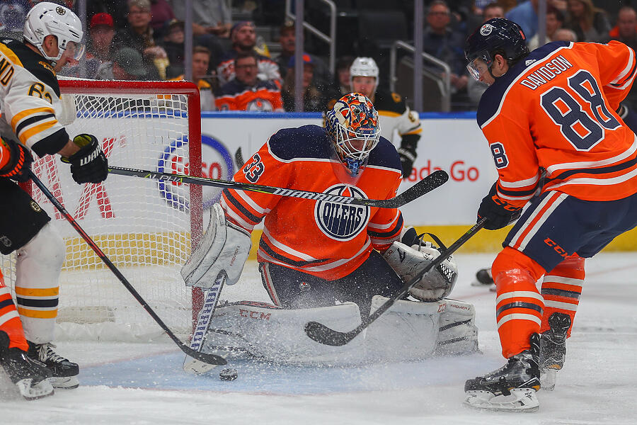 NHL: FEB 20 Bruins at Oilers #9 Photograph by Icon Sportswire