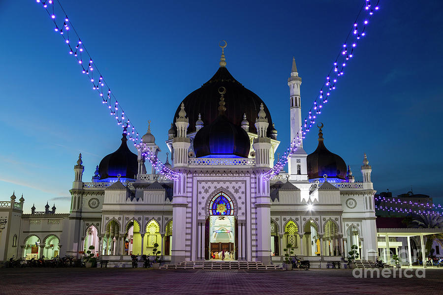 Zahir Mosque Kedah Inside