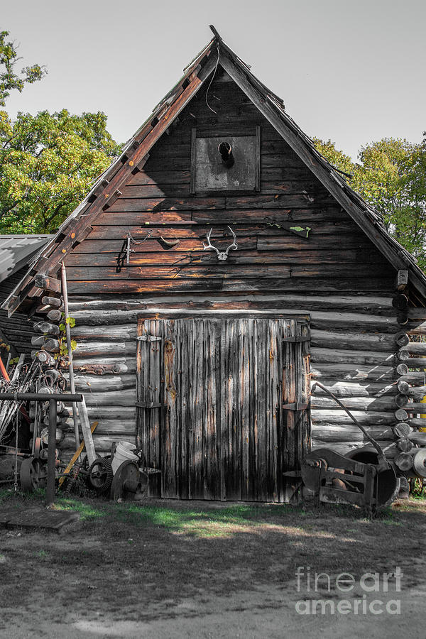 9442_Dells Mill Storage Shed Photograph by Mark Triplett