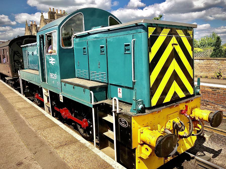 British Rail Class Class 14 No 14029 D9529 Photograph by Gordon James