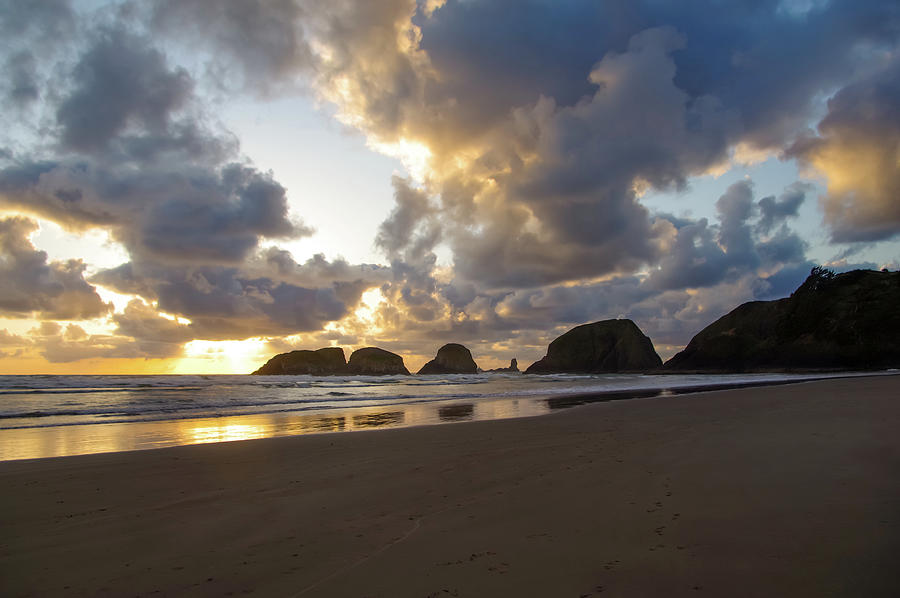 A beautiful moment on Canon Beach Photograph by Jeff Swan
